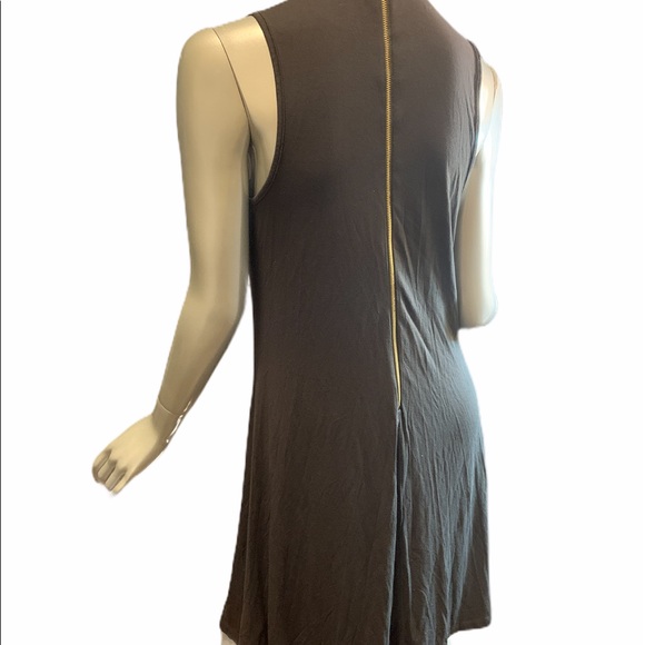 Long Gold Zipper Dress - Picture 6 of 9